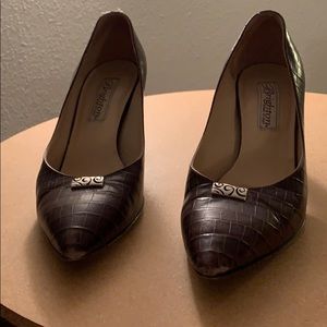 Women’s shoes Brighton 6.5